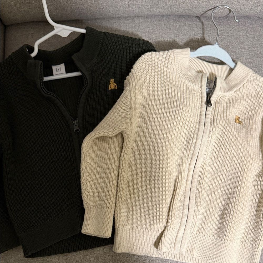 Baby GAP 18-24M Dark Green and Cream Zip-Up Sweaters